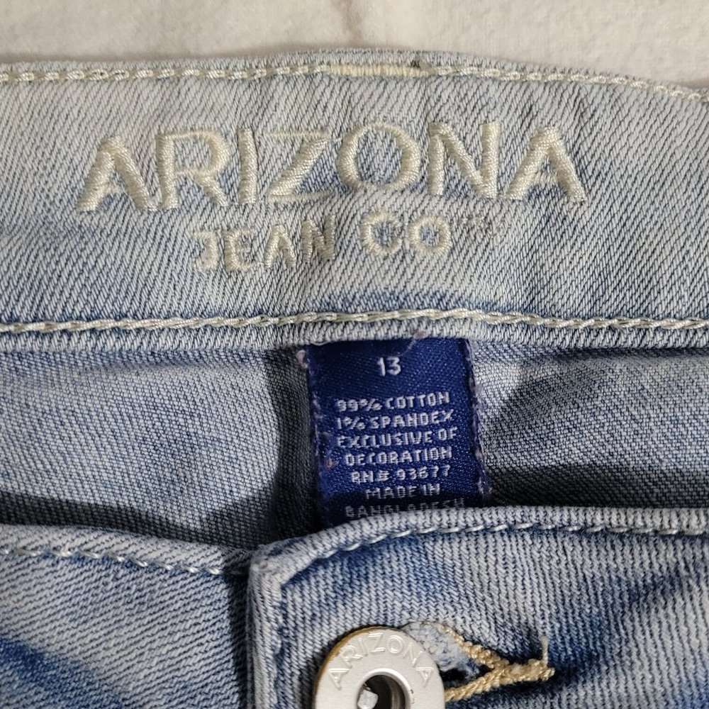 Size 13 Arizona Jean bermuda shorts - Picture 4 of 6